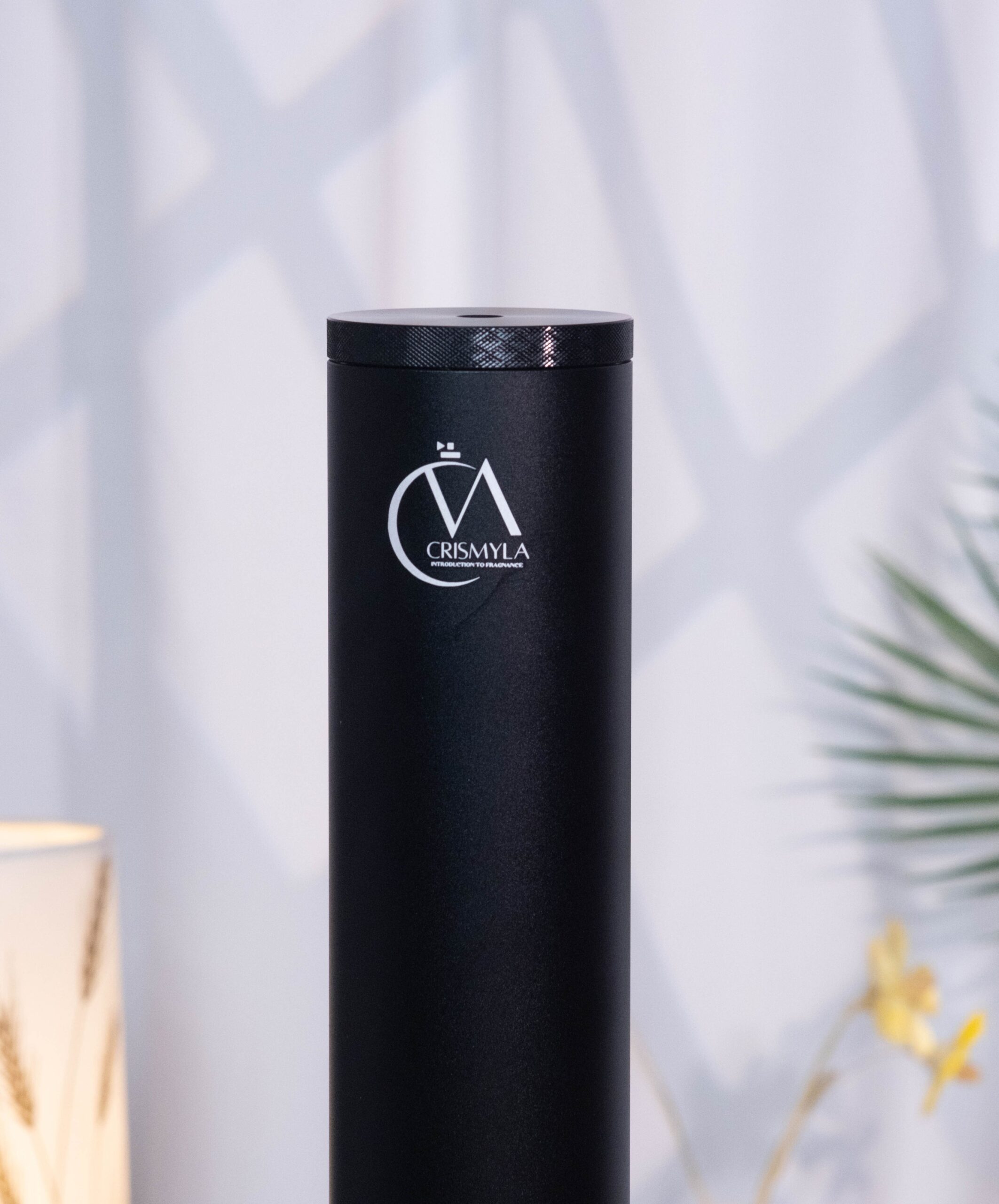 Crismyla Tabletop Wireless Aroma Diffuser (Black)